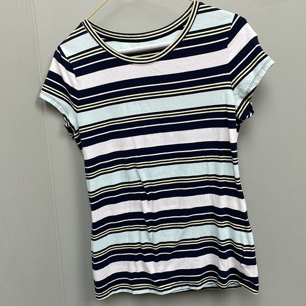 Size small t shirt
